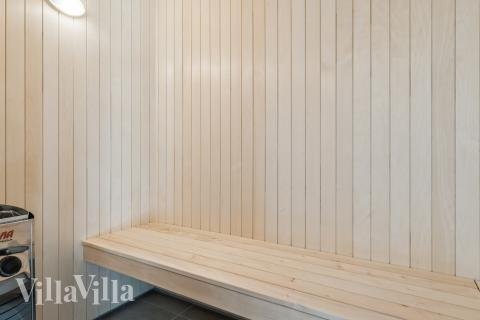 Genießen Sie die heiße Sauna im Luxusferienhaus Nr. 815 für 26 Personen