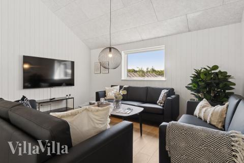 Die Couchecke im Luxusferienhaus Nr. 817 in Ostjütland.