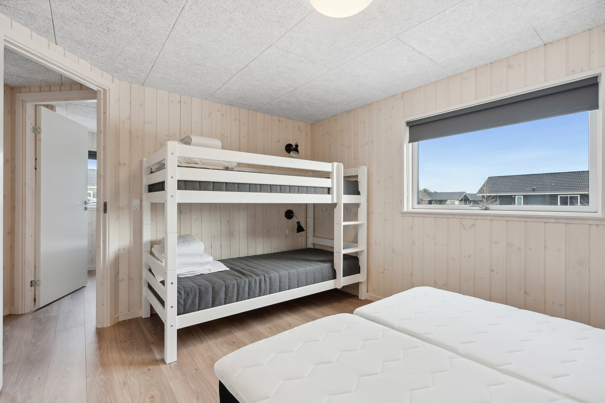 Eines der 7 Schlafzimmer im Luxusferienhaus Nr. 903