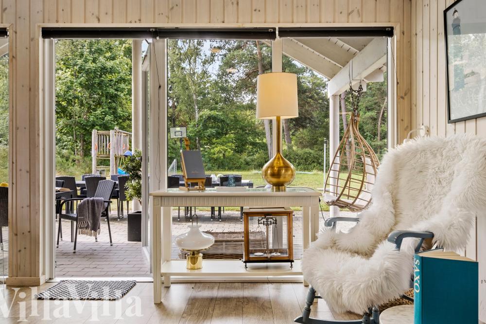Die Couchecke im Luxusferienhaus Nr. 367 in Nordseeland.