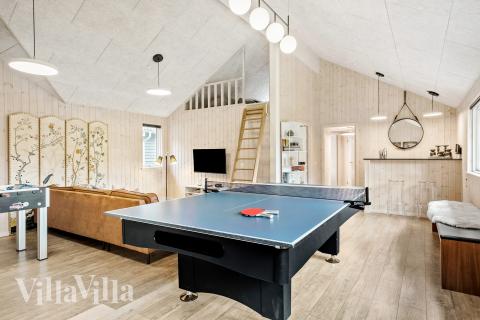 Neben den vielen schönen Stunden, die man im Poolbereich des Hauses verbringen kann, bietet das Luxusferienhaus 367 auch Spielevergnügen bei Billard/Tischtennis und Darts