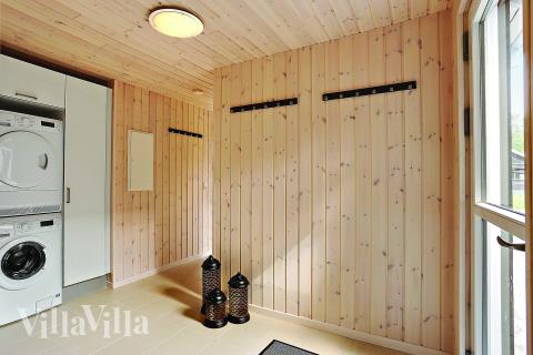 Der geräumige Eingangsbereich im Luxusferienhaus Nr. 367 in Nordseeland