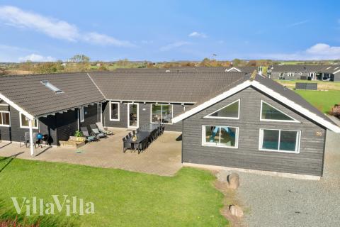 Dieses schöne Poolhaus Nr. 237 mit Platz für 20 Personen liegt in Südjütland