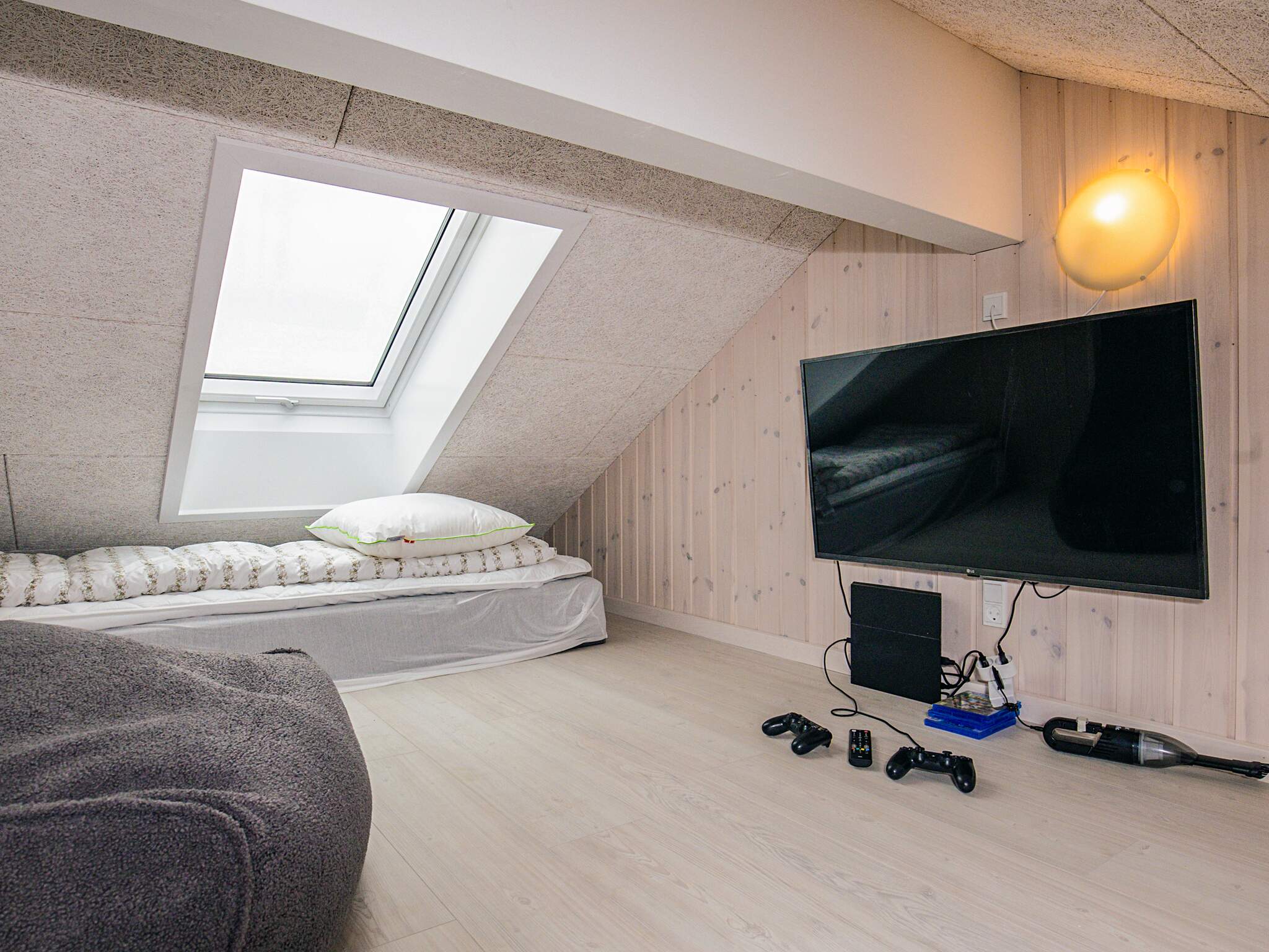 Einige der 12 Schlafgelegenheiten befinden sich im Luxusferienhaus Nr. 670 auf dem ausgebauten Dachboden