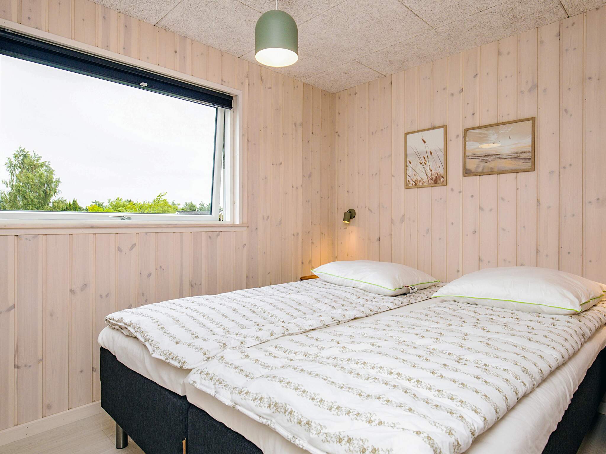 Eines der 5 Schlafzimmer im Luxusferienhaus Nr. 670
