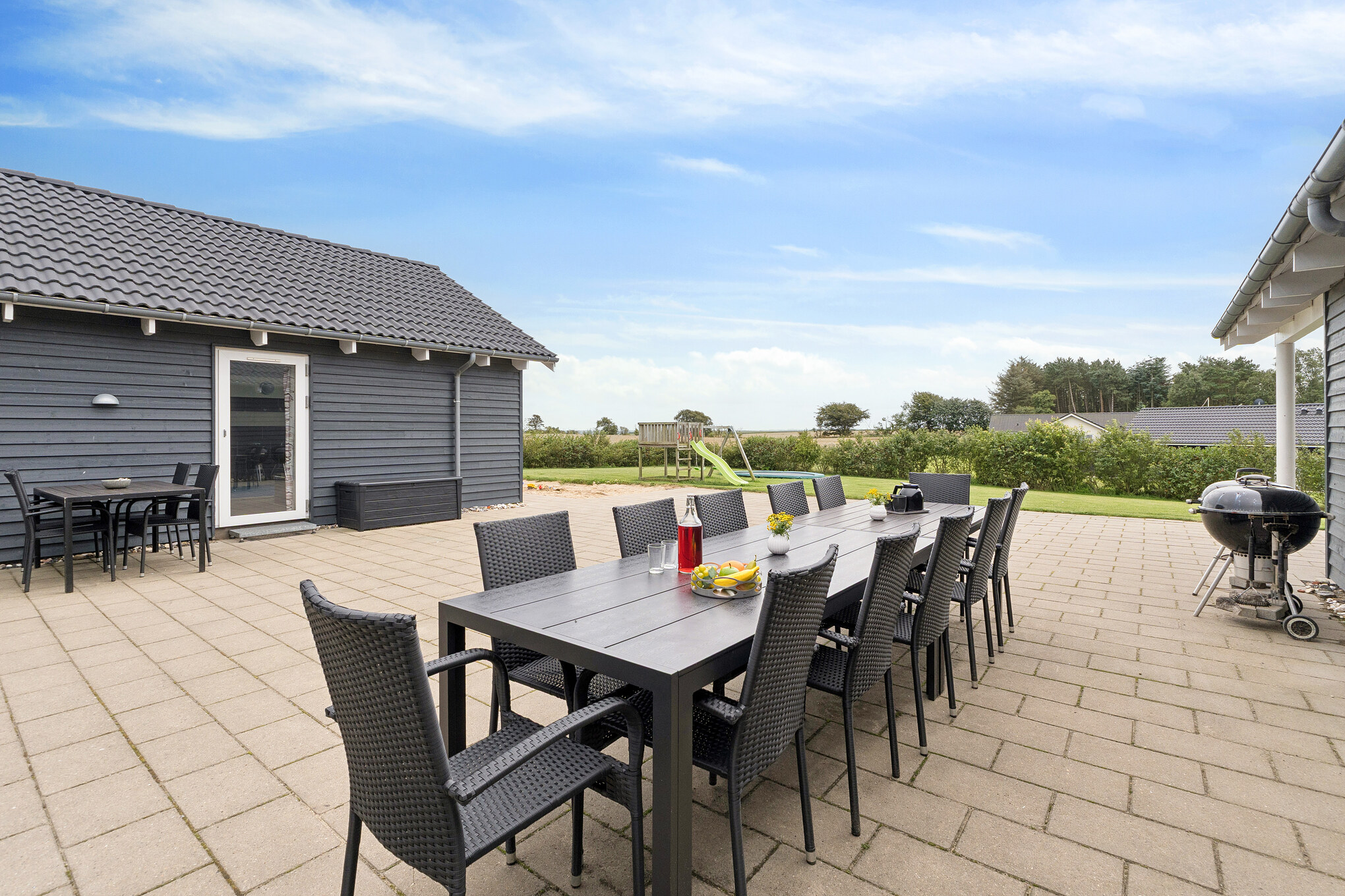 Das Luxusferienhaus Nr. 404 hat eine tolle Terrasse, die mit hochwertigen Gartenmöbeln für 24 Personen ausgestattet ist.