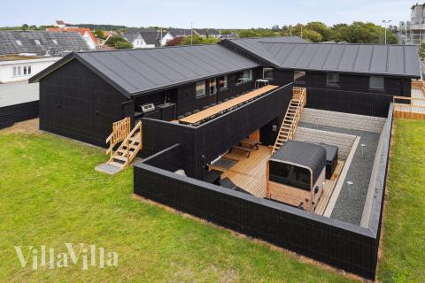 Dieses schöne Poolhaus Nr. 680 mit Platz für 32 Personen liegt in Nordjütland