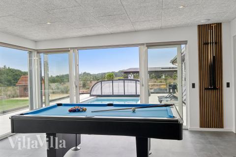 Aktivitätsraum im Luxusferienhaus Nr. 686 mit 10 Schlafzimmern und Platz für 36 Gäste.