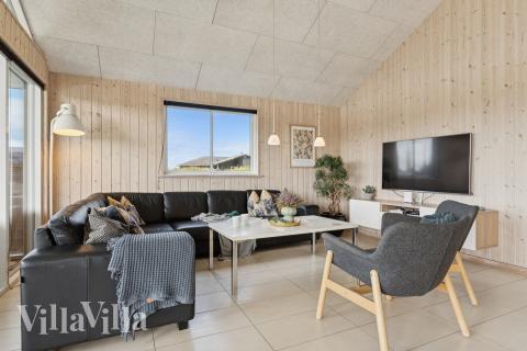 Die Couchecke im Luxusferienhaus Nr. 292 in Westjütland.