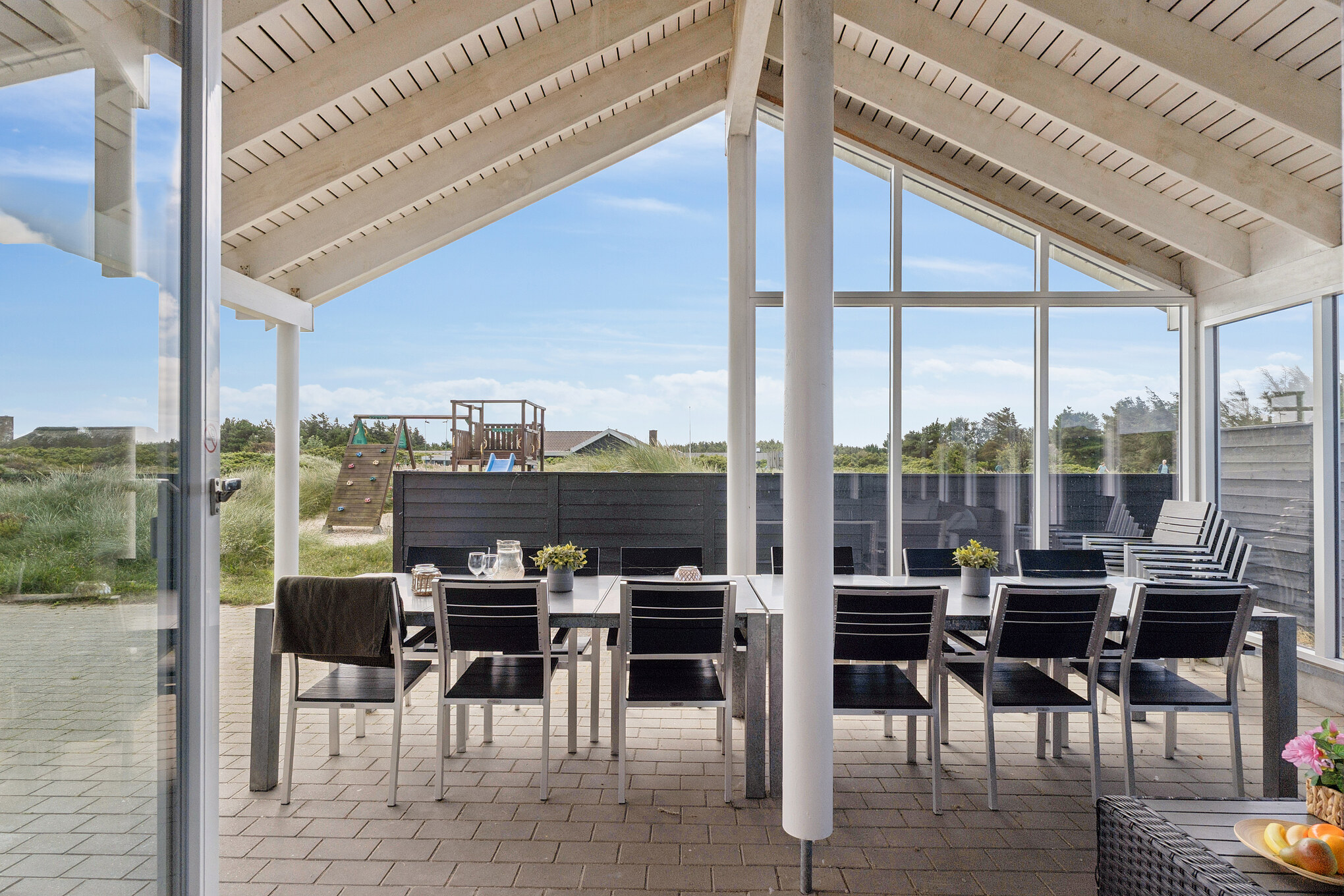 Das Luxusferienhaus Nr. 292 hat eine tolle Terrasse, die mit hochwertigen Gartenmöbeln für 18 Personen ausgestattet ist.