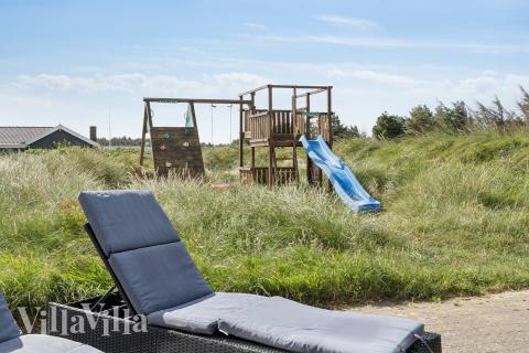 Neben den vielen schönen Stunden, die man im Poolbereich des Hauses verbringen kann, bietet das Luxusferienhaus 292 auch zahlreiche Freizeitangebote im Freien