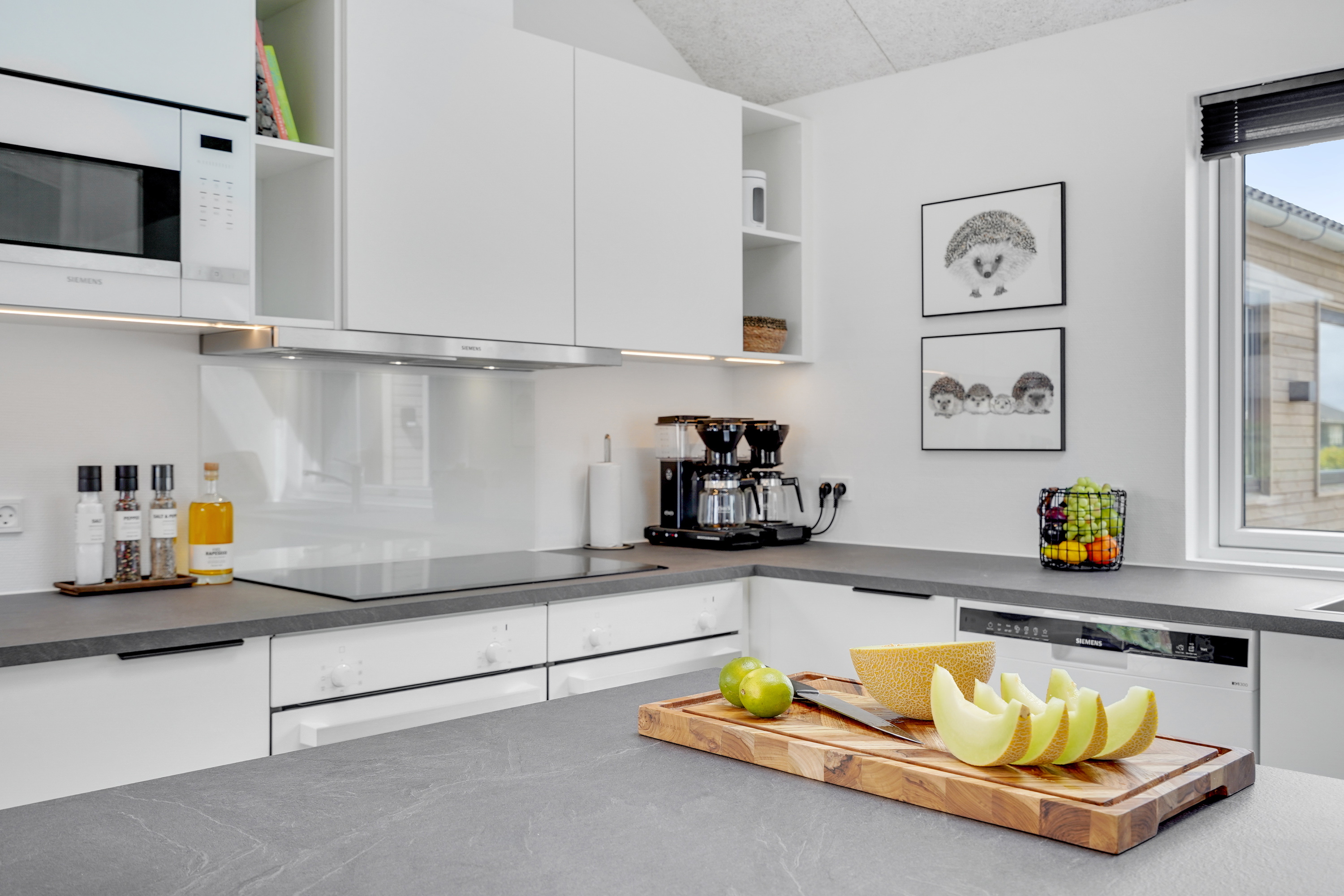 Die Küche im Luxusferienhaus Nr. 900 ist gut eingerichtet.