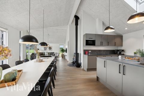 Die Küche im Luxusferienhaus Nr. 907 ist gut eingerichtet.