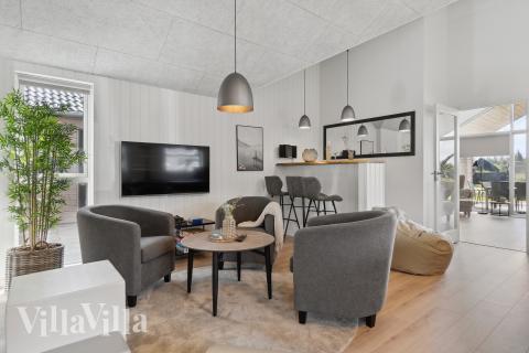 Aktivitätsraum im Luxusferienhaus Nr. 906 mit 7 Schlafzimmern und Platz für 18 Gäste.