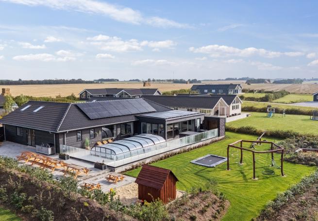 Dieses schöne Poolhaus Nr. 686 mit Platz für 36 Personen liegt in Limfjord