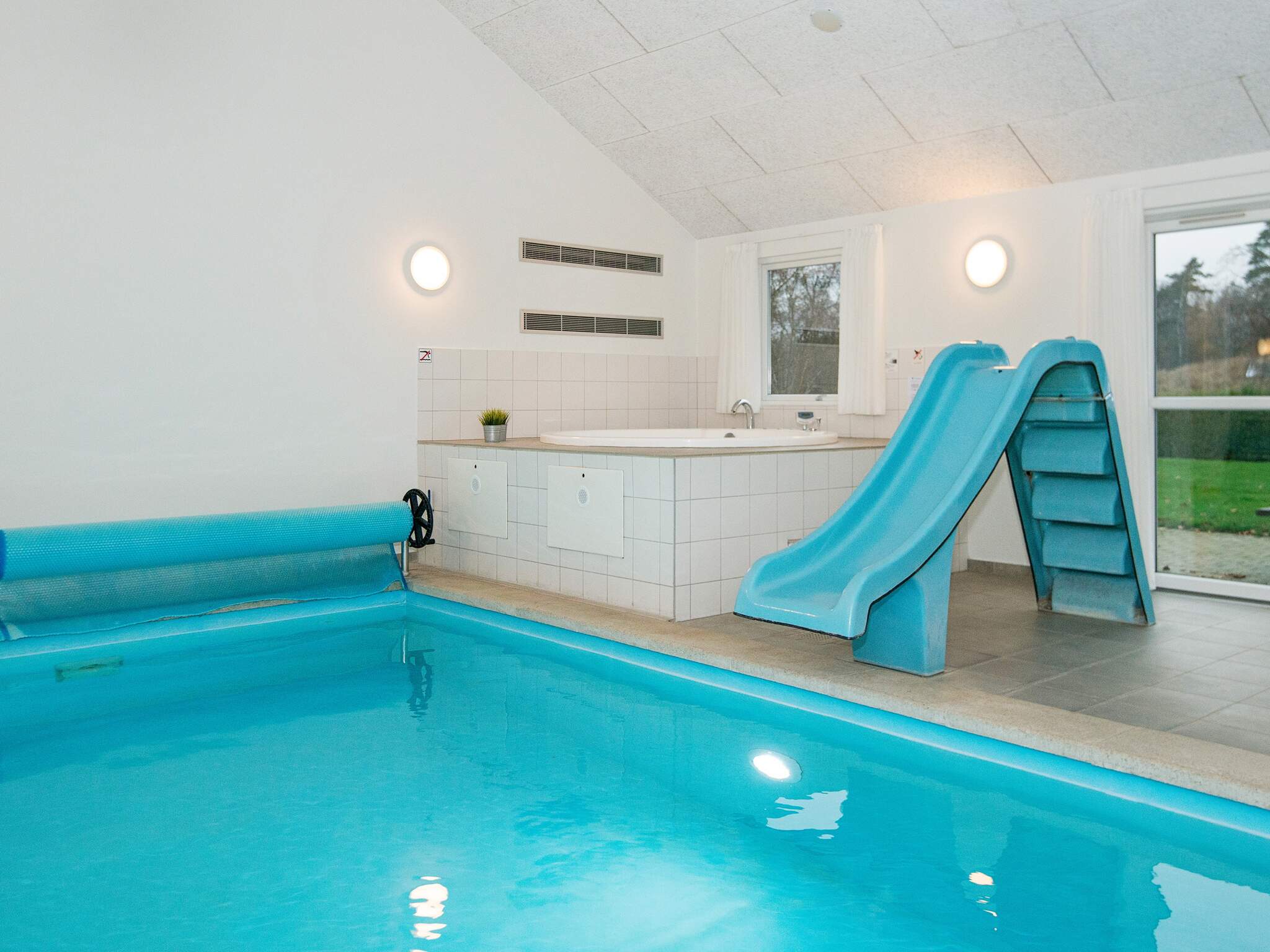 Der schicke Pool im Luxusferienhaus Nr. 223 für 18 Personen