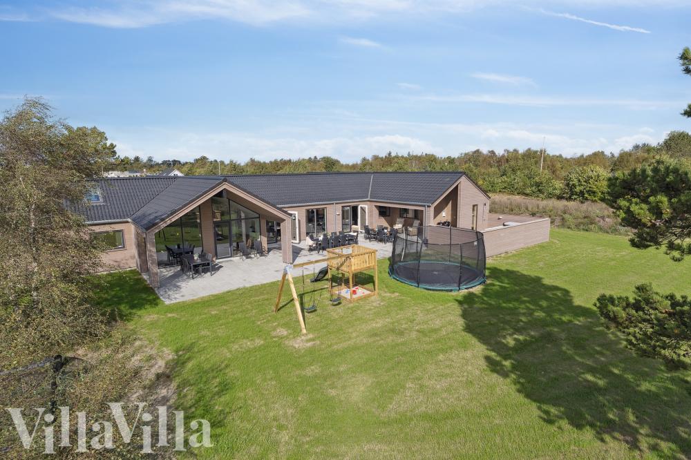 Dieses schöne Poolhaus Nr. 699 mit Platz für 26 Personen liegt in Nordjütland