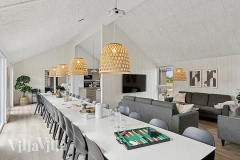 Aufenthaltsraum mit Platz für 26 im Luxusferienhaus Nr. 699.