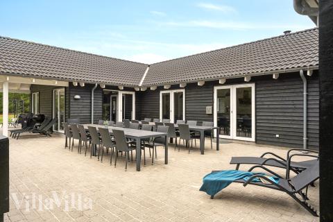 Das Luxusferienhaus Nr. 387 hat eine tolle Terrasse, die mit hochwertigen Gartenmöbeln für 24 Personen ausgestattet ist.