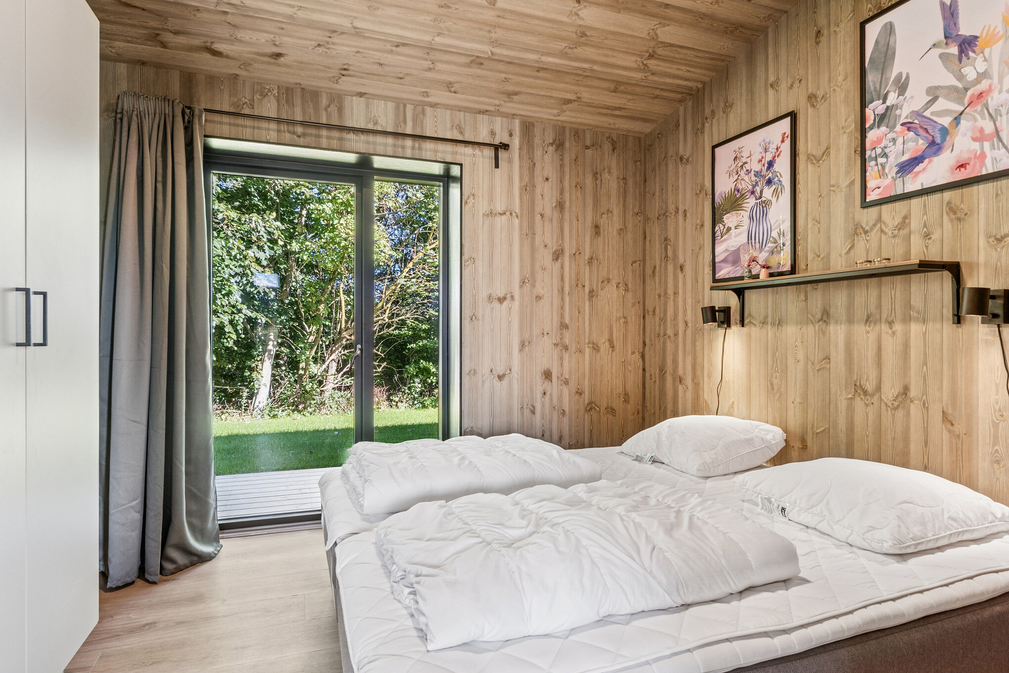 Eines der 5 Schlafzimmer im Luxusferienhaus Nr. 925