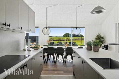 Gut ausgestattete Küche im Luxusferienhaus Nr. 673 in Fünen und seine Inseln.