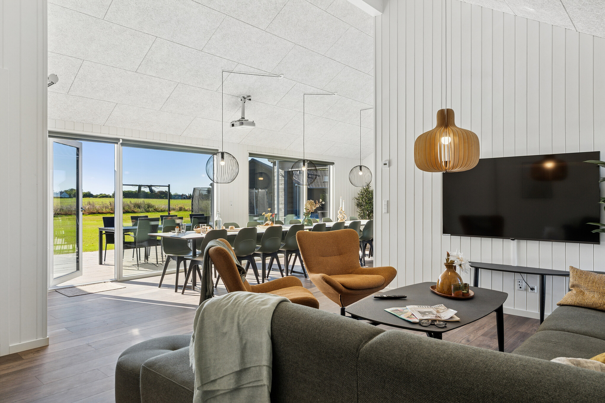 In der Sofalandschaft des Ferienhauses Nr. 673 kann man es richtig gemütlich machen.