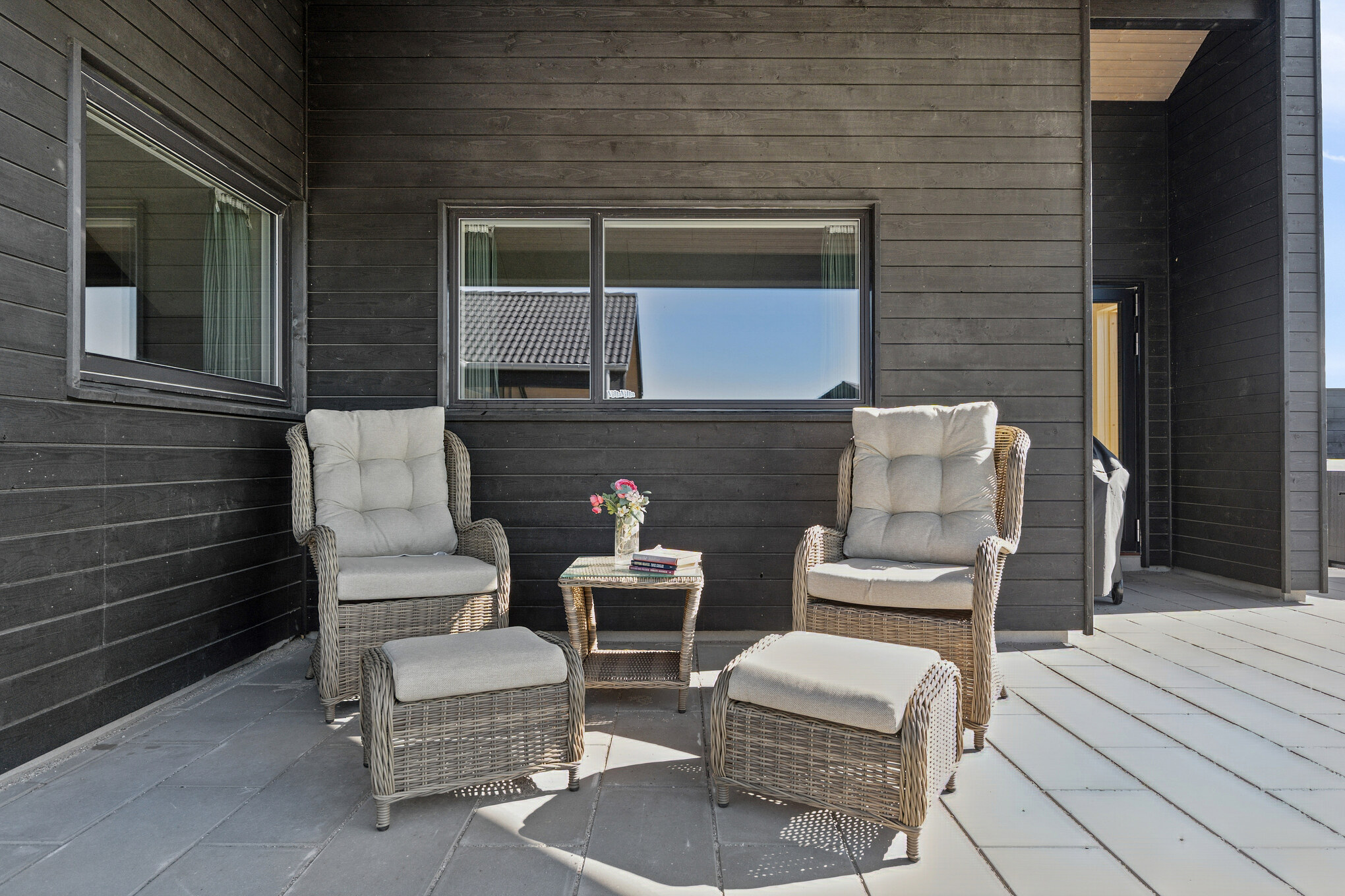 Das Luxusferienhaus Nr. 673 hat eine tolle Terrasse, die mit hochwertigen Gartenmöbeln für 20 Personen ausgestattet ist.