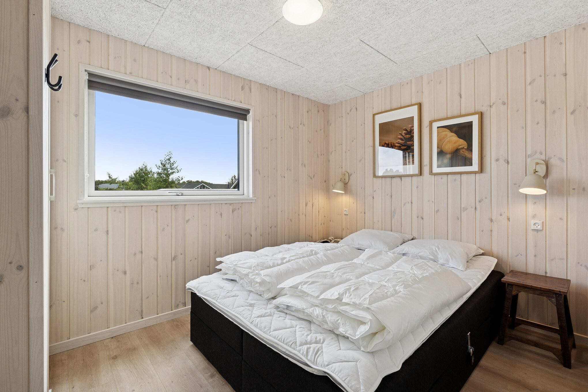 Eines der 5 Schlafzimmer im Luxusferienhaus Nr. 698