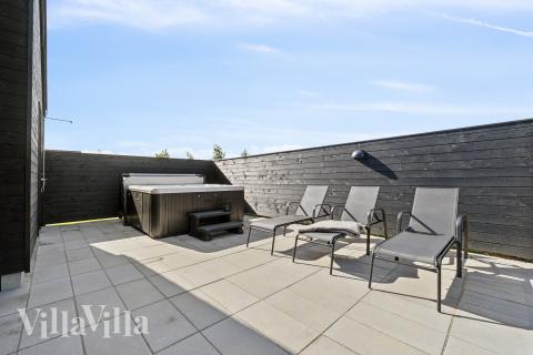 Das Luxusferienhaus Nr. 698 bietet u. a. einen tollen Whirlpool