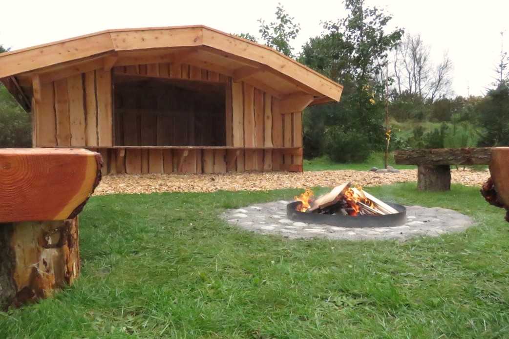 Neben den vielen schönen Stunden, die man im Poolbereich des Hauses verbringen kann, bietet das Luxusferienhaus 473 auch zahlreiche Freizeitangebote im Freien