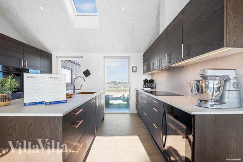 Gut ausgestattete Küche im Luxusferienhaus Nr. 901 in Fünen und seine Inseln.