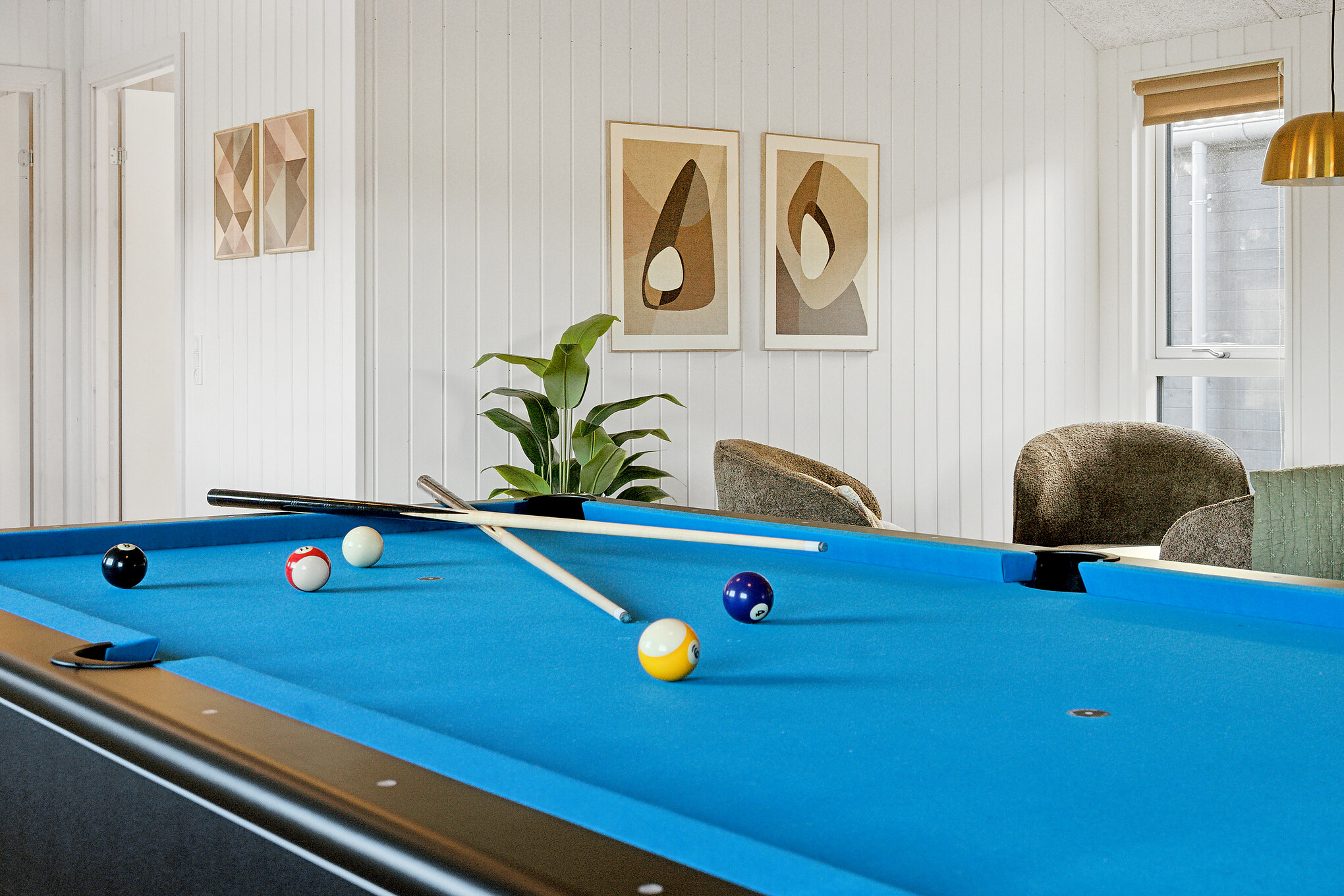 Aktivitätsraum im Luxusferienhaus Nr. 912 mit 7 Schlafzimmern und Platz für 18 Gäste.