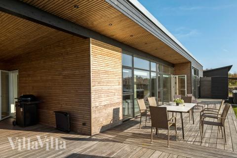 Auf der Terrasse des Ferienhauses Nr. 936 ist Platz für 10 Personen.