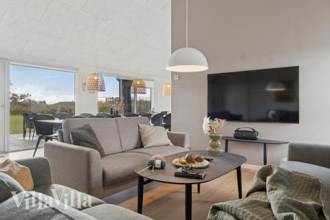 Die Couchecke im Luxusferienhaus Nr. 902 in Nordjütland.