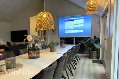 Aufenthaltsraum mit Platz für 20 im Luxusferienhaus Nr. 659.