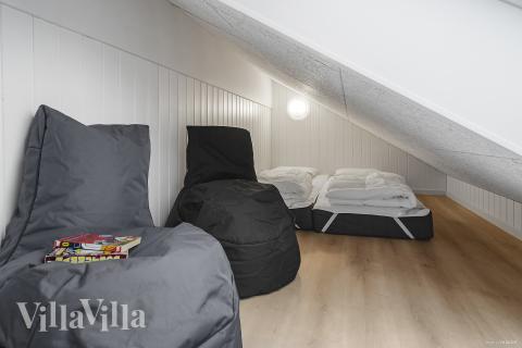 Einige der 30 Schlafgelegenheiten befinden sich im Luxusferienhaus Nr. 905 auf dem ausgebauten Dachboden