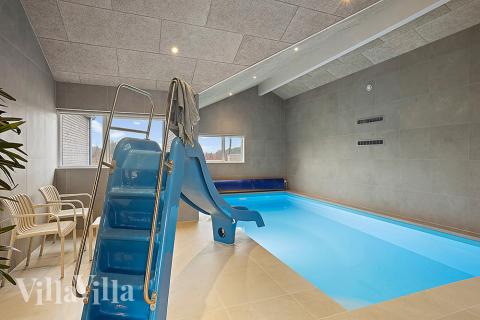 Der schicke Pool im Luxusferienhaus Nr. 903 für 20 Personen