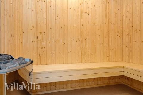 Genießen Sie die heiße Sauna im Luxusferienhaus Nr. 939 für 16 Personen