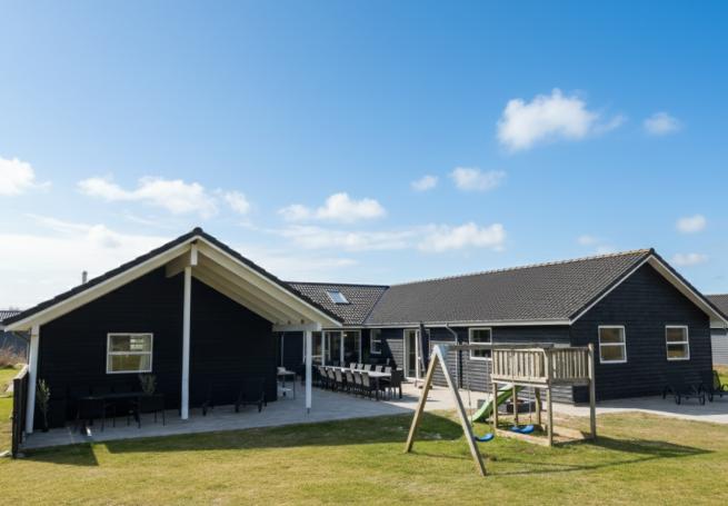 Dieses schöne Poolhaus Nr. 196 mit Platz für 22 Personen liegt in Nordjütland