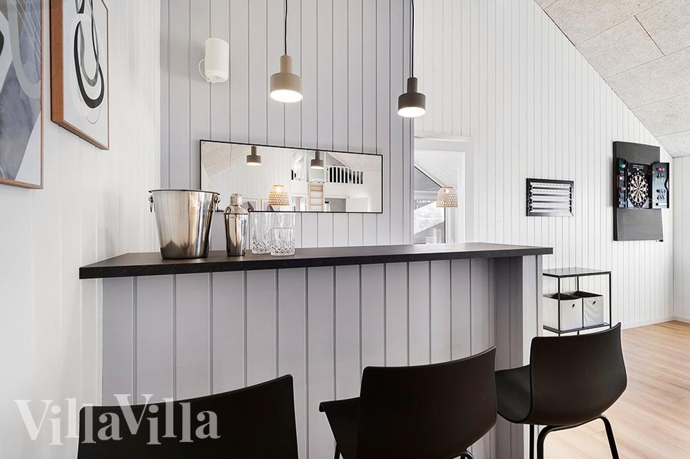 Das Ferienhaus 808 ist mit eigener Bar ausgestattet