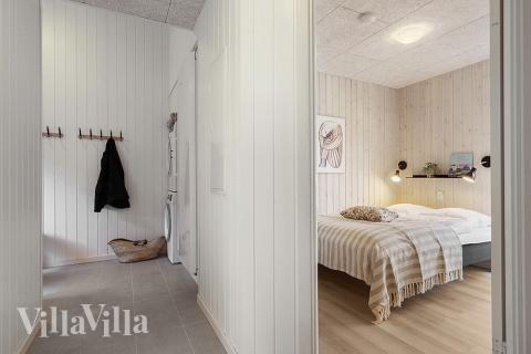 Der geräumige Eingangsbereich im Luxusferienhaus Nr. 802 in Ostjütland