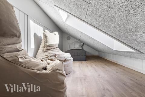 Einige der 20 Schlafgelegenheiten befinden sich im Luxusferienhaus Nr. 911 auf dem ausgebauten Dachboden