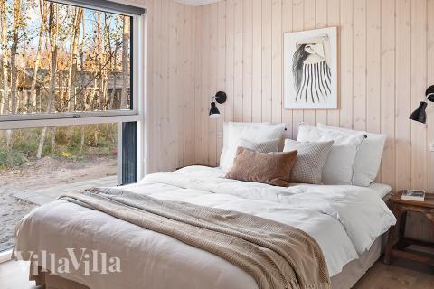 Eines der 8 Schlafzimmer im Luxusferienhaus Nr. 911