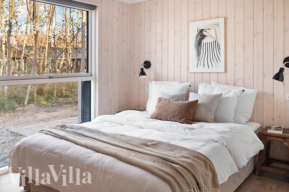 Eines der 8 Schlafzimmer im Luxusferienhaus Nr. 911