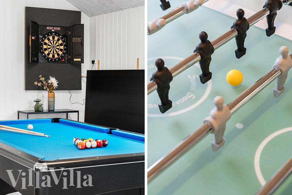 Das Luxusferienhaus 900 für 18 Personen hat einen großen Aktivitätsraum mit u. a. Billard und Darts
