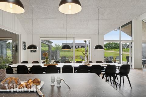 Gut ausgestattete Küche im Luxusferienhaus Nr. 921 in Fünen und seine Inseln.