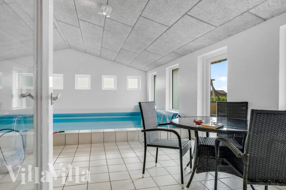 Der schicke Pool im Luxusferienhaus Nr. 937 für 10 Personen