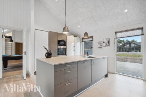 Die Küche in dem Luxusferienhaus Nr. 917 ist so gut ausgestattet, dass man problemlos Mahlzeiten für 20 Personen zubereiten kann.