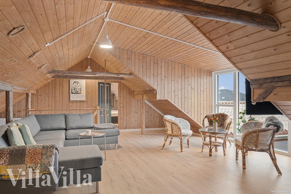 Der Aufenthaltsraum bietet Platz für 26 Personen, wenn ihr das Ferienhaus 688 in Westjütland besucht.