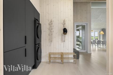 Der Eingangsbereich im Luxusferienhaus 906 bietet viel Platz